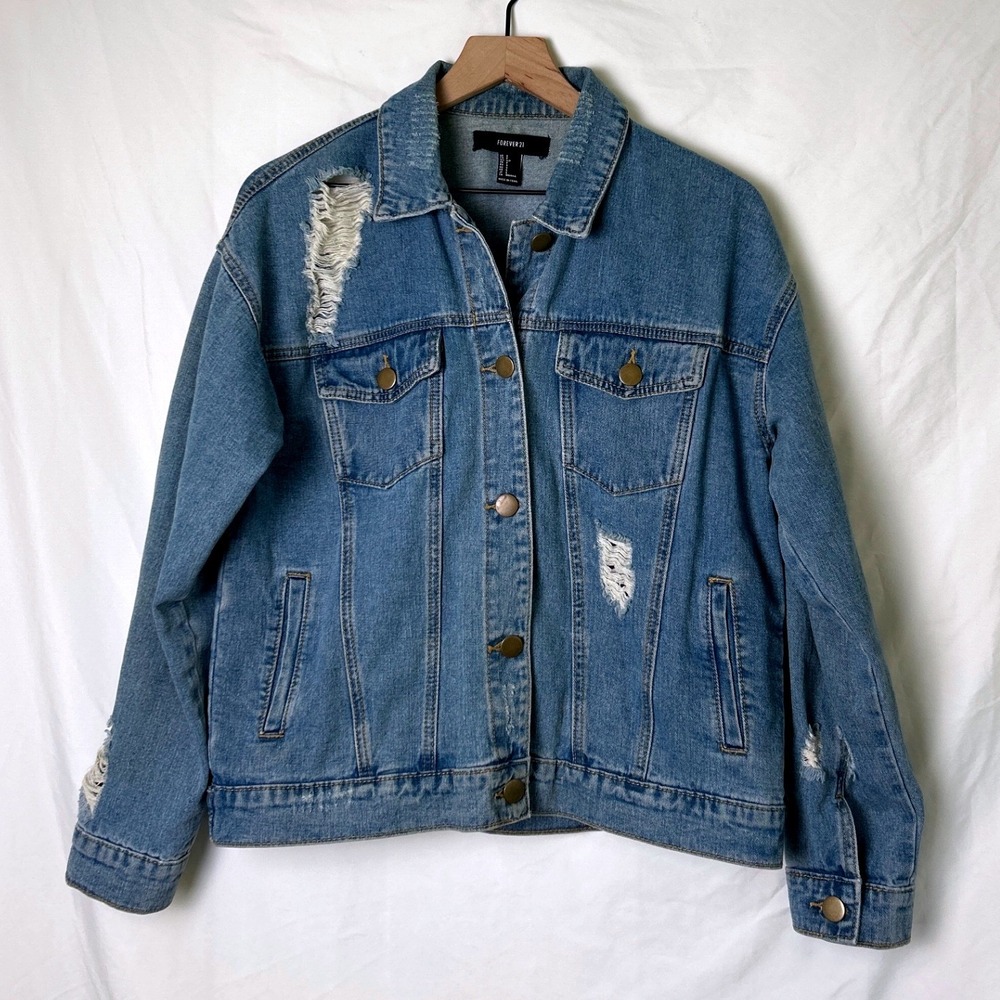 Forever 21 Womens Distressed Oversized Denim Trucker Jacket Size S Blue Grunge
